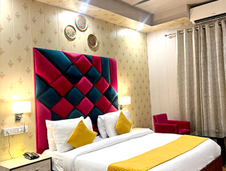 Luxury hotel in Rishikesh near Ganga