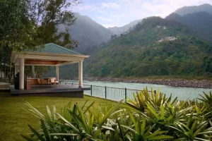 best hotel in rishikesh